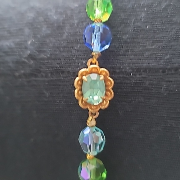Vintage faceted glass bead 18" necklace blue and green box clasp wire strung - Picture 3 of 7